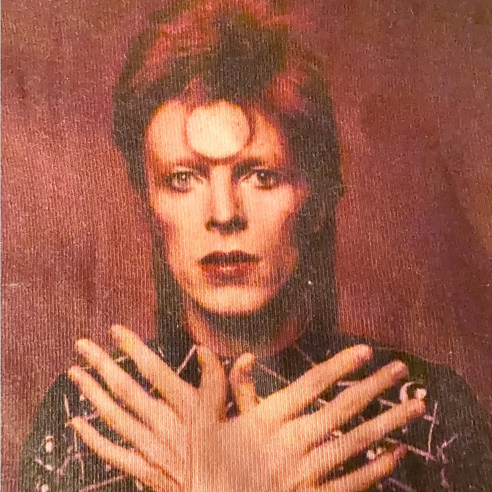 Realisation Par White Tee with Red Graphic (David Bowie) - Picture 3 of 7
